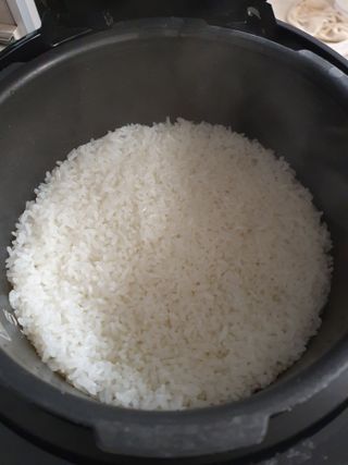 고림상점 풍부한 햇살과 바닷바람이 키우는 강화 교동 쌀 [백미1kg, 현미 1kg] 세트 — 5점을 준 리뷰어가 2021년 12월 올린 사용 사진