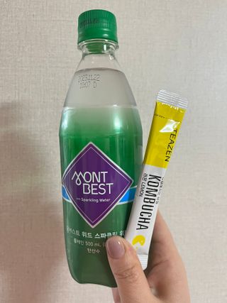 몽베스트 Montbest with Sparkling water Plain 20병 — 5점을 준 리뷰어가 2023년 3월 올린 사용 사진