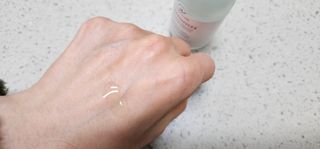 오투에니원 갈락토미세스 리바이탈라이징 프리미엄 화이트닝 에센스 50ml — 3점을 준 리뷰어가 2023년 1월 올린 사용 사진