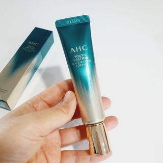 [NEW 탄력유턴 아이크림] AHC 유스 래스팅 리얼 아이크림 포 페이스 — 4.5점을 준 리뷰어가 2021년 2월 올린 사용 사진