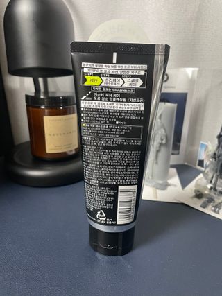 [갸스비] 지성 남성을 위한 포어케어 클렌징폼 — 5점을 준 리뷰어가 2021년 10월 올린 사용 사진
