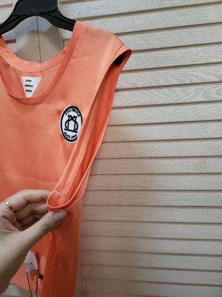 [스테이피플] SILKY SLEEVELESS LOGO TOP — 5점을 준 리뷰어가 2022년 6월 올린 사용 사진