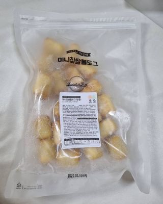 Dog&Ball 독앤볼 [Dog&Ball] 미니찹쌀볼도그 찹쌀치즈볼 — 5점을 준 리뷰어가 2021년 8월 올린 사용 사진