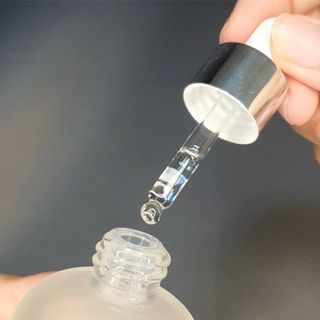 브에노 파리퀸 윌 페이스 오일 — 4점을 준 리뷰어가 2021년 6월 올린 사용 사진