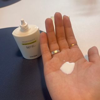아이레시피 모이스트터치 스포츠 선밀크 50ml (SPF50+ PA+++) — 5점을 준 리뷰어가 2023년 7월 올린 사용 사진