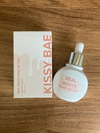 KISSY BAE 키시베이 키시베이 리얼화이트 톤업틴트 — 5점을 준 리뷰어가 2021년 7월 올린 사용 사진