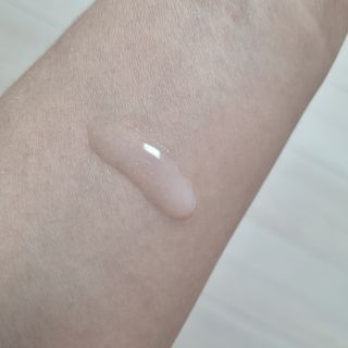나우 [리브엠] 123억개 엑소좀으로 채운 눈부신 광채, 엑소코어 화이트닝 텐션 앰플 — 5점을 준 리뷰어가 2023년 11월 올린 사용 사진