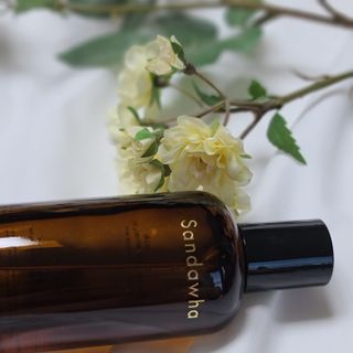 스킨큐어 산다화 비타민c 화이트닝 토너 150ml — 5점을 준 리뷰어가 2021년 12월 올린 사용 사진