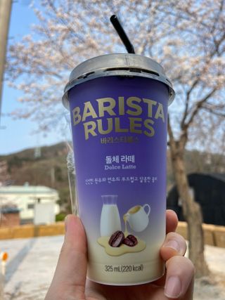바리스타룰스 돌체 라떼 — 5점을 준 리뷰어가 2023년 4월 올린 사용 사진