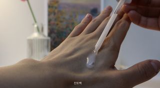 [메디팜] 대용량 바이옴 미백 비타민 앰플 — 4점을 준 리뷰어가 2022년 2월 올린 사용 사진