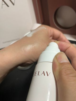 프리마인 바르기만 하면 철벽 스킨케어+24시간 마스크팩 효과. 셀라브 리제너레이팅 시스템 부스터+크림 세트 — 5점을 준 리뷰어가 2023년 4월 올린 사용 사진