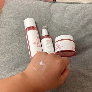 아이앤립 / EYENLIP 아이앤립 연어오일 리바이탈라이징 토너+앰플+크림 3종 세트 — 4.5점을 준 리뷰어가 2021년 6월 올린 사용 사진