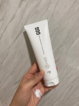 지지지 클린 퍼펙트 클렌징폼 120g — 5점을 준 리뷰어가 2022년 3월 올린 사용 사진