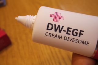 이지듀 DW-EGF 크림 다이브좀_콜라겐이 쏙쏙, 탄력피부로 다이빙 — 5점을 준 리뷰어가 2021년 2월 올린 사용 사진