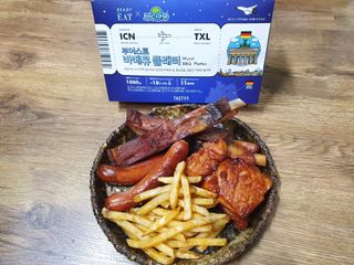 [테이스티나인] [레디잇x부루마불] 부어스트 바베큐 플래터 1000g — 5점을 준 리뷰어가 2022년 4월 올린 사용 사진