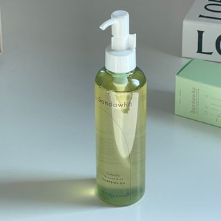 스킨큐어 산다화 순한 클렌징 동백 오일 200ml — 5점을 준 리뷰어가 2023년 3월 올린 사용 사진