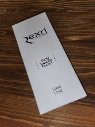 렉스리 데일리 톤업 크림 Rexri Daily Tone Up Cream — 5점을 준 리뷰어가 2022년 11월 올린 사용 사진