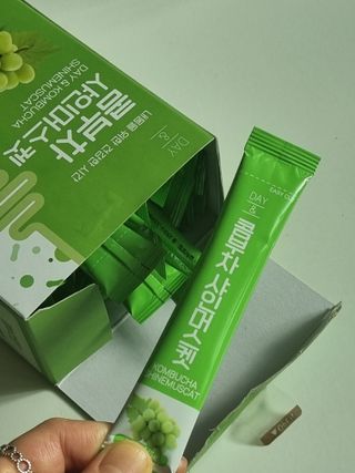 참앤들황토농원 7가지 맛! 탄산 톡톡! 스파클링! 데이앤 콤부차 7종 10포 1박스씩 ★총 7박스★ — 5점을 준 리뷰어가 2023년 3월 올린 사용 사진