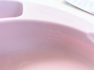 유비맘 캐릭터 실리콘 흡착 식판_색상 랜덤발송 — 5점을 준 리뷰어가 2021년 1월 올린 사용 사진