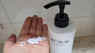 레츄얼 더 센트 바디로션 시크릿 파라다이스(500ml) — 5점을 준 리뷰어가 2022년 7월 올린 사용 사진