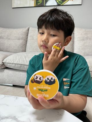 소이베베X신비아파트 모이스쳐 선팩트 SPF50+ PA+++ — 5점을 준 리뷰어가 2023년 5월 올린 사용 사진
