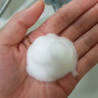 헤어플러스 콴디 아침세안제 폼클렌징 퓨어 어니스티 모닝클렌저 — 5점을 준 리뷰어가 2021년 3월 올린 사용 사진