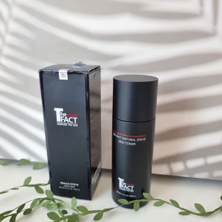 The Fact 더팩트 내추럴 에스에프엔 에이틴 스킨 토너 150ml — 5점을 준 리뷰어가 2022년 5월 올린 사용 사진