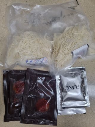 [한면원] 비빔국수 2인분 — 5점을 준 리뷰어가 2022년 8월 올린 사용 사진