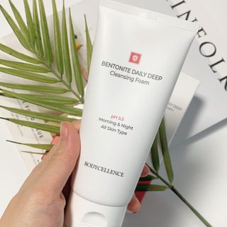 바디셀런스 벤토나이트 데일리 약산성 딥클렌징폼 120ml — 5점을 준 리뷰어가 2021년 12월 올린 사용 사진