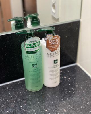 어라운드미 [어라운드 미] 탈모 증상 완화 스칼프 샴푸 + 두피 영양 공급 트리트먼트 — 5점을 준 리뷰어가 2021년 6월 올린 사용 사진