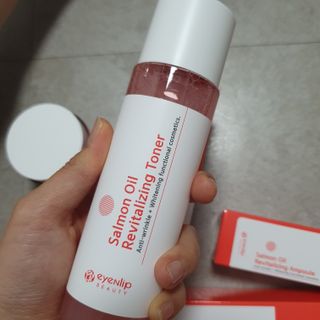 아이앤립 / EYENLIP 아이앤립 연어오일 리바이탈라이징 토너+앰플+크림 3종 세트 — 5점을 준 리뷰어가 2021년 5월 올린 사용 사진