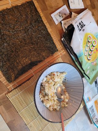 해풀잎 누구나 김밥*1ea [(혼합야채 35g *1ea,  김밥김 (5g, 5ea),  양념간장 (6g, 5ea), 참기름(5g, 2ea)] — 5점을 준 리뷰어가 2022년 7월 올린 사용 사진