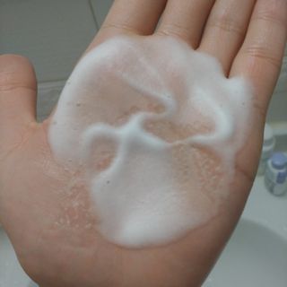 [바이로담] 저자극 약산성버블 폼 폼클렌징 150ml — 4점을 준 리뷰어가 2021년 3월 올린 사용 사진