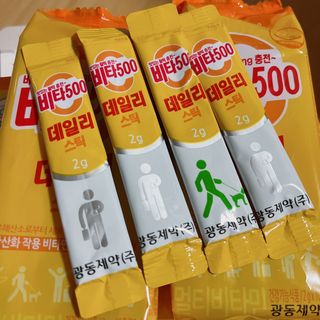 광동생활건강 [광동] 비타500데일리스틱 70포+쇼핑백+구미3개 — 5점을 준 리뷰어가 2021년 12월 올린 사용 사진