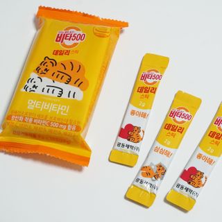 광동생활건강 프리 [광동] VB와 VC를 함유한 멀티 비타민 비타 500 데일리 스틱 180포 — 5점을 준 리뷰어가 2022년 5월 올린 사용 사진
