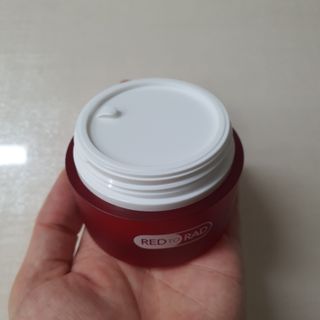 레드투래드 센서티브 슈퍼 크림 50ml — 5점을 준 리뷰어가 2021년 11월 올린 사용 사진