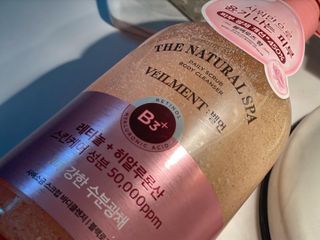 벨먼 내추럴스파 수분광채 스크럽 바디워시 600ml 5종 — 5점을 준 리뷰어가 2022년 5월 올린 사용 사진