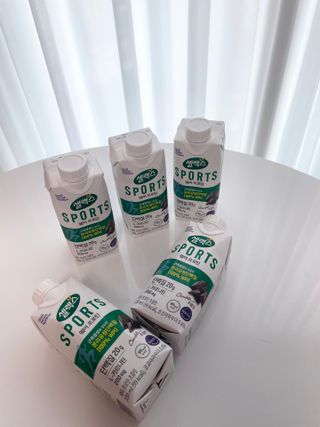 셀렉스스포츠 셀렉스 스포츠 웨이 프로틴 초콜릿 _ 330ml x 12팩 — 5점을 준 리뷰어가 2021년 3월 올린 사용 사진