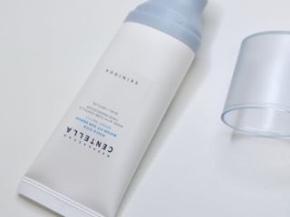 MF[스킨1004] 마다가스카르 센텔라 히알루-시카 워터핏 선세럼 50ml — 5점을 준 리뷰어가 2024년 5월 올린 사용 사진