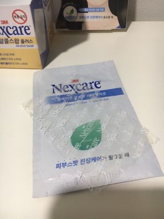 3M 넥스케어 블레미쉬 여드름패치 릴리프 111매(짜기 전 케어) +알코올스왑 증정 — 5점을 준 리뷰어가 2024년 5월 올린 사용 사진