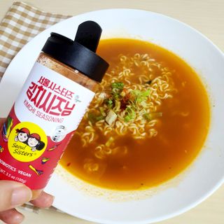 [서울시스터즈] 김치시즈닝 국내 최초 뿌려먹는 김치파우더 100g 1개+ 신제품 김치스낵 90g 2개 — 5점을 준 리뷰어가 2021년 8월 올린 사용 사진