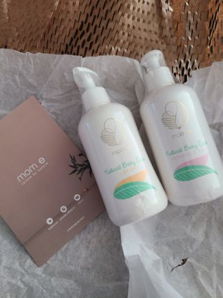 mom e 맘이 내추럴 베이비 케어 샴푸앤바스+로션 — 5점을 준 리뷰어가 2021년 1월 올린 사용 사진