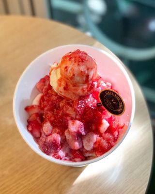 카페 더달달 [카페더달달 ] 빙수 택 1 + 음료 2잔 + 마카롱2개 — 5점을 준 리뷰어가 2021년 7월 올린 사용 사진