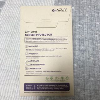 아클리브 Eco 항균 항바이러스 액정 보호필름(iPhone) — 5점을 준 리뷰어가 2022년 7월 올린 사용 사진