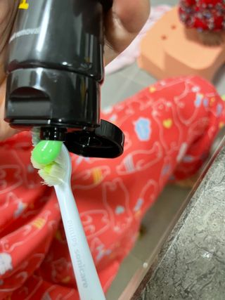 [지오클린] 안나지오 구취케어  기능성 치약 칫솔 세트 (칫솔 5 개+치약 100g 1 개 ) — 5점을 준 리뷰어가 2022년 7월 올린 사용 사진