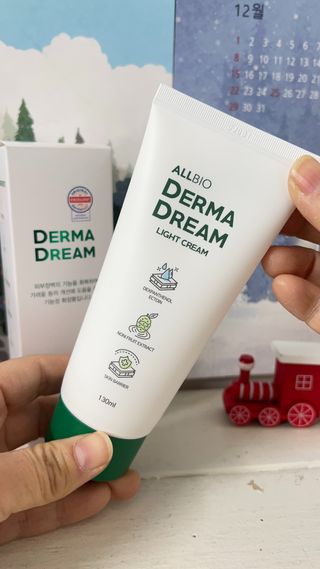 ★스마트 스토어 [올바이오] 더마크림 라이트 크림 130ml 저자극 보습 가려움개선 — 5점을 준 리뷰어가 2024년 12월 올린 사용 사진