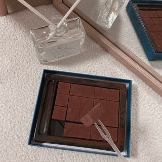 연말/새해선물 요즘 트렌드 오트밀크 생초콜릿 호불호 없는 카카올라 Bast 밀크생초콜릿 — 5점을 준 리뷰어가 2021년 10월 올린 사용 사진
