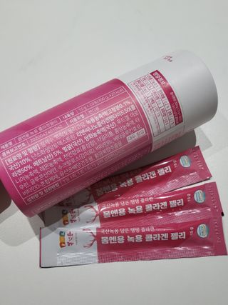 [몸엔용] 녹용 담은 탱탱 콜라겐 녹용 콜라겐 젤리 15g x 20포 — 5점을 준 리뷰어가 2022년 4월 올린 사용 사진