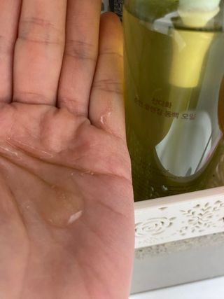 스킨큐어 산다화 순한 클렌징 동백 오일 200ml — 5점을 준 리뷰어가 2023년 4월 올린 사용 사진