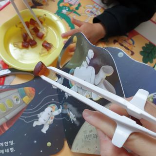 칩스틱 과자젓가락 게이밍젓가락 2ea / KC인증 식품용 — 4점을 준 리뷰어가 2021년 11월 올린 사용 사진